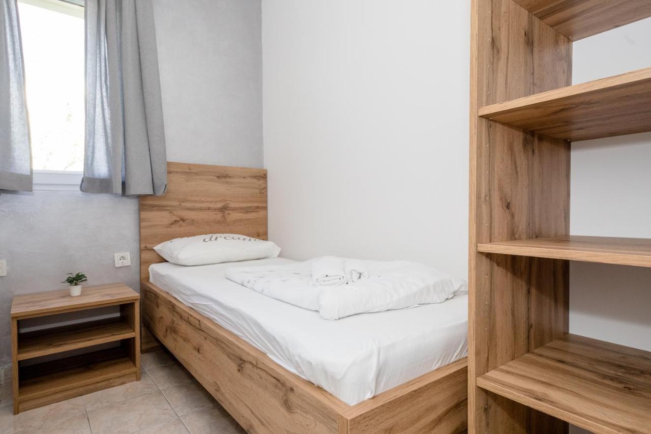 Apartmani Ana & Milo Lopar Eksteriør bilde