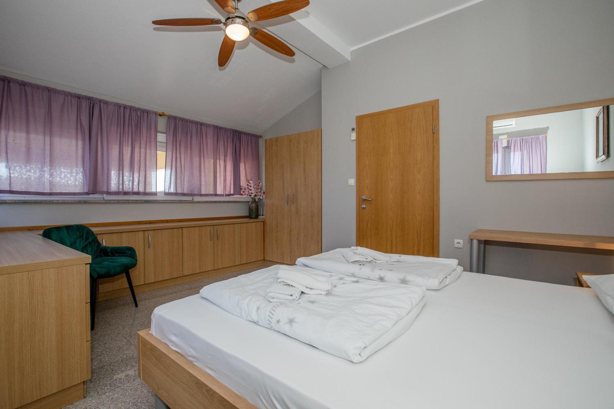 Apartmani Ana & Milo Lopar Rom bilde