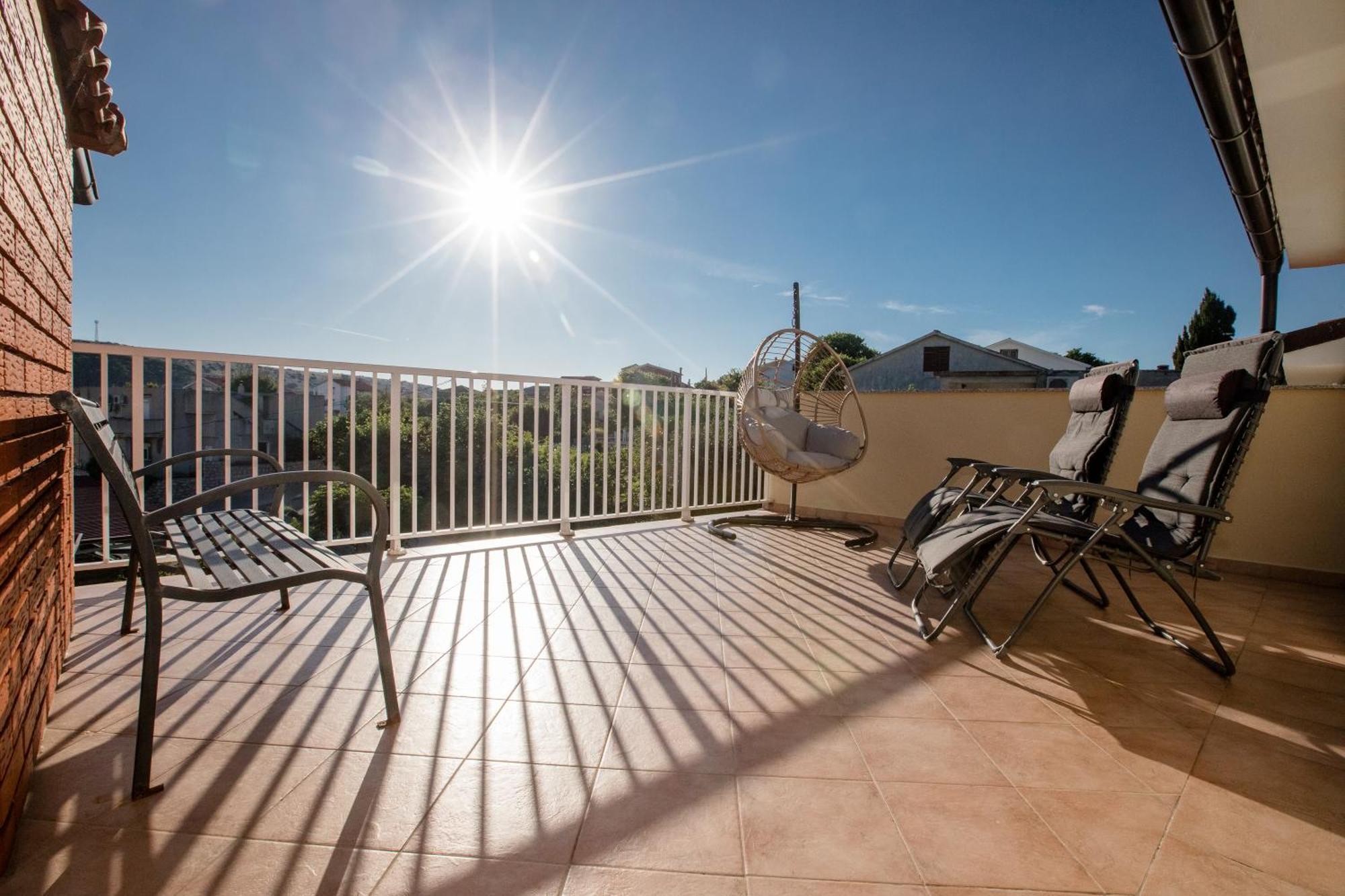 Apartmani Ana & Milo Lopar Rom bilde